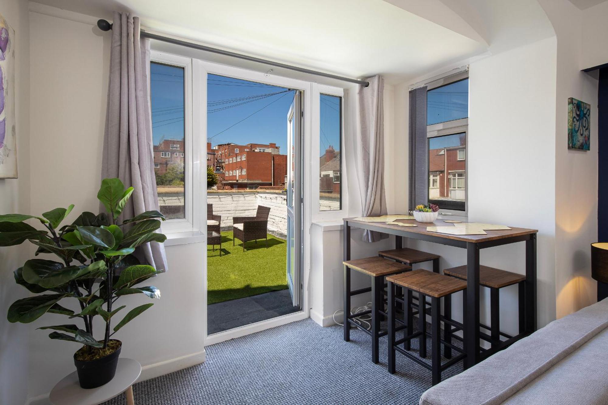 02 Holmfield Apartment Blackpool Ngoại thất bức ảnh